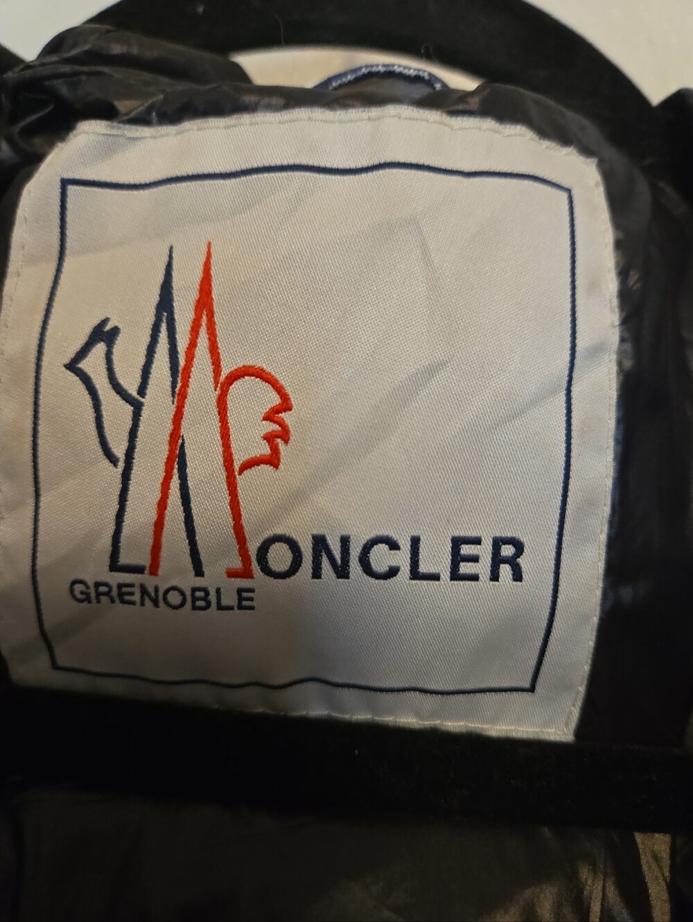 Moncler Grenoble Down Puffer Vest Fur Lined Hood Black Womens Size 1 US Small - Picture 11 of 15